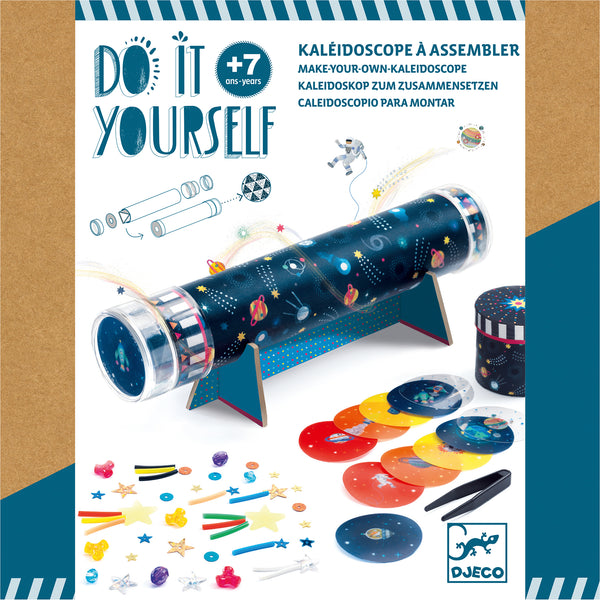 「DIY カレイドスコープ」という商品です。宇宙をテーマにした万華鏡が作れるキットです。ガイドに従って部品を組み立てて、50以上のパーツで様々な組み立てを試すことが出来ます。